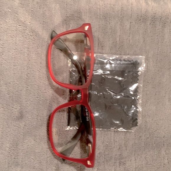 Stylish glasses - Picture 1 of 6